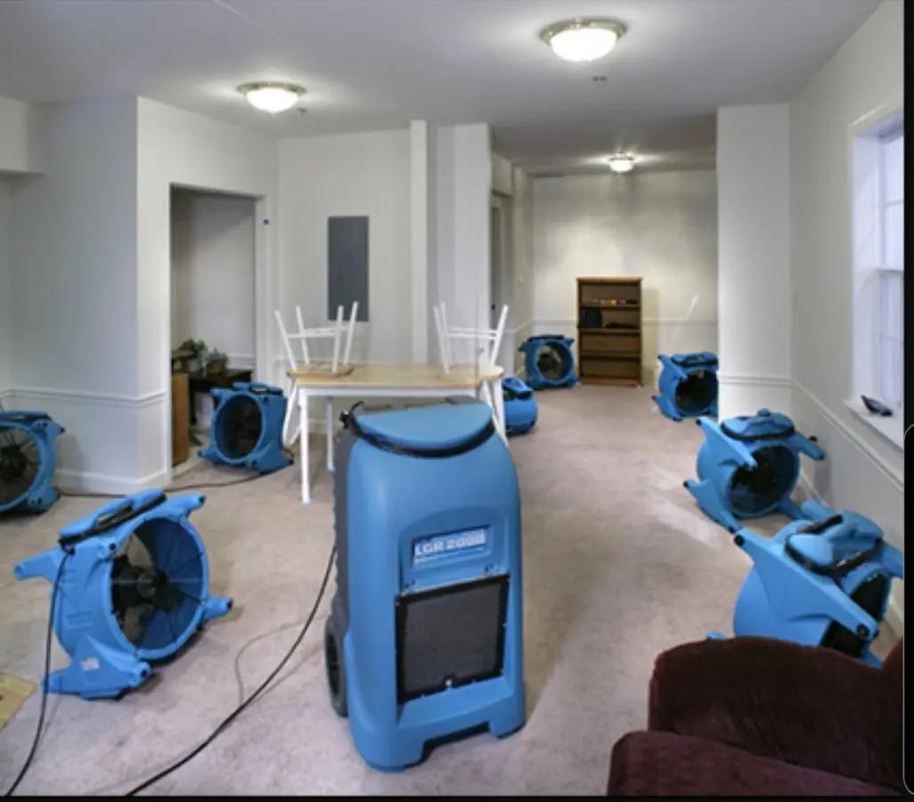 Air movers and dehumidifier setup for Water Extraction & Removal in Des Plaines